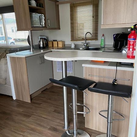 3 Bedroom 2 Bathroom Prestige Caravan Presthaven Sands Talacre Luaran gambar