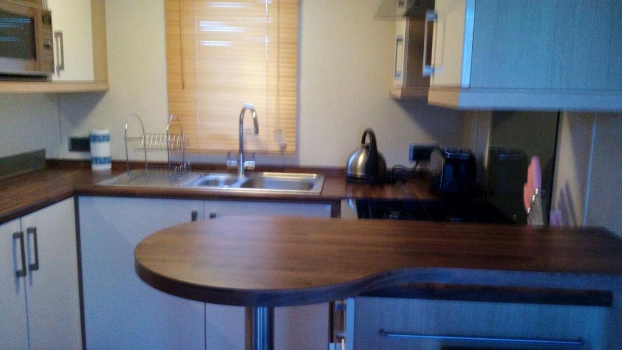 3 Bedroom 2 Bathroom Prestige Caravan Presthaven Sands Talacre Luaran gambar
