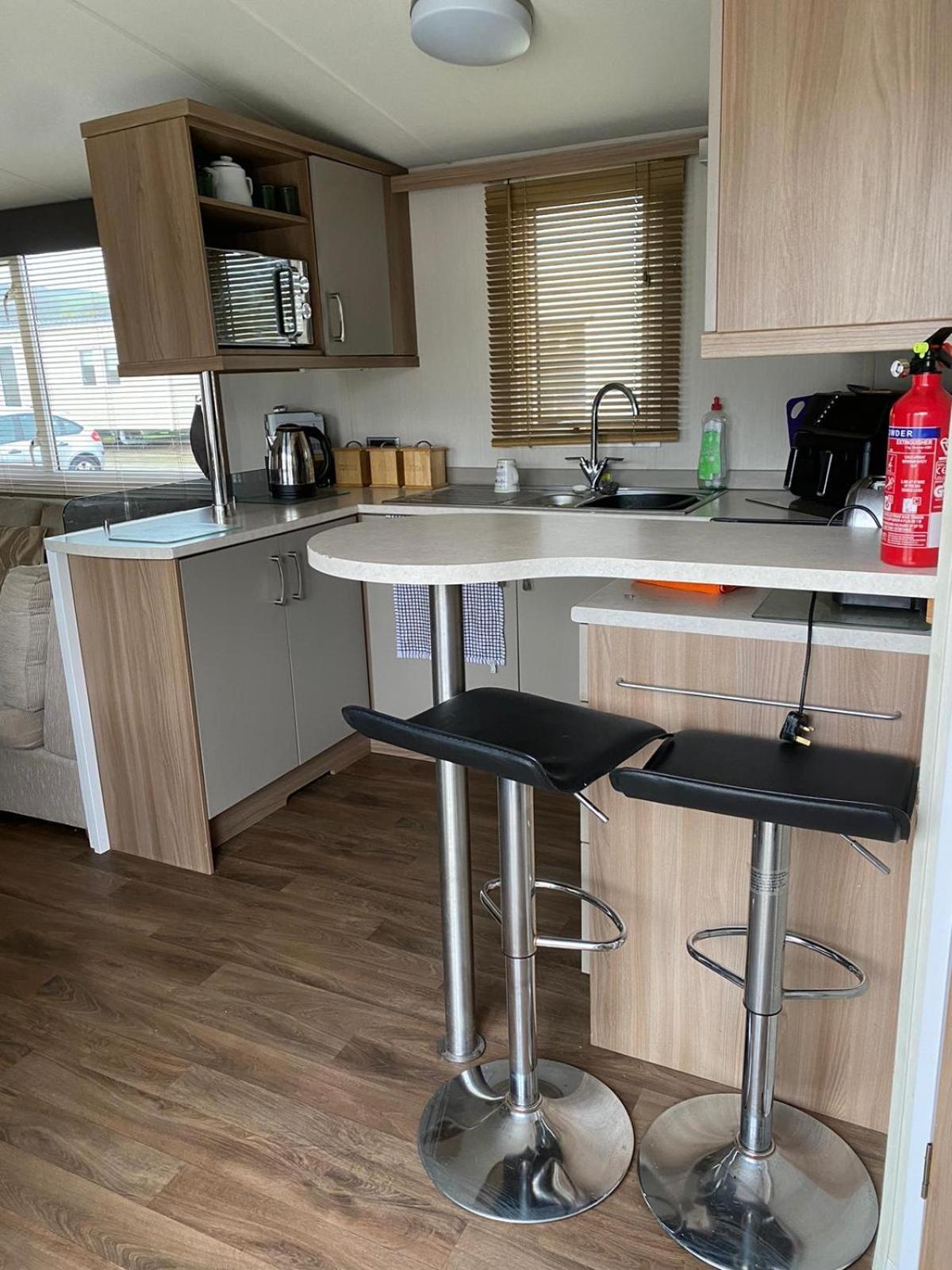 3 Bedroom 2 Bathroom Prestige Caravan Presthaven Sands Talacre Luaran gambar
